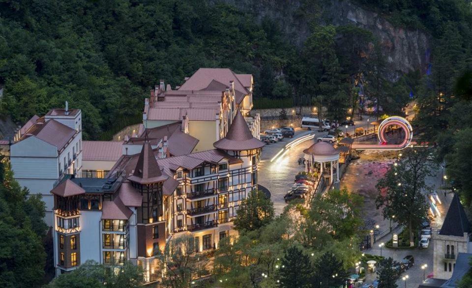 Apart-Otel Nino Borjomi Luaran gambar